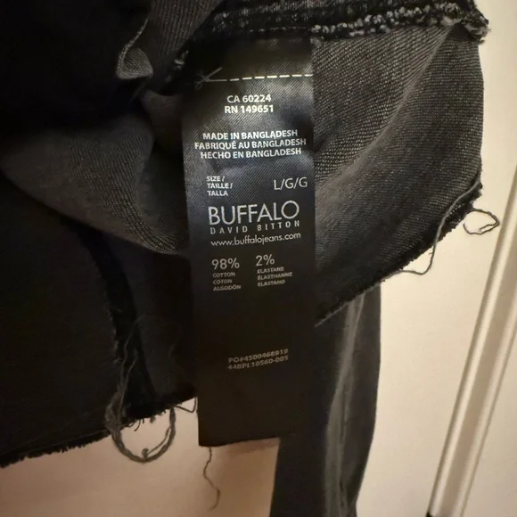 Buffalo David Bitton Women's Black frayed Denim Jacket size L - Picture 6 of 6